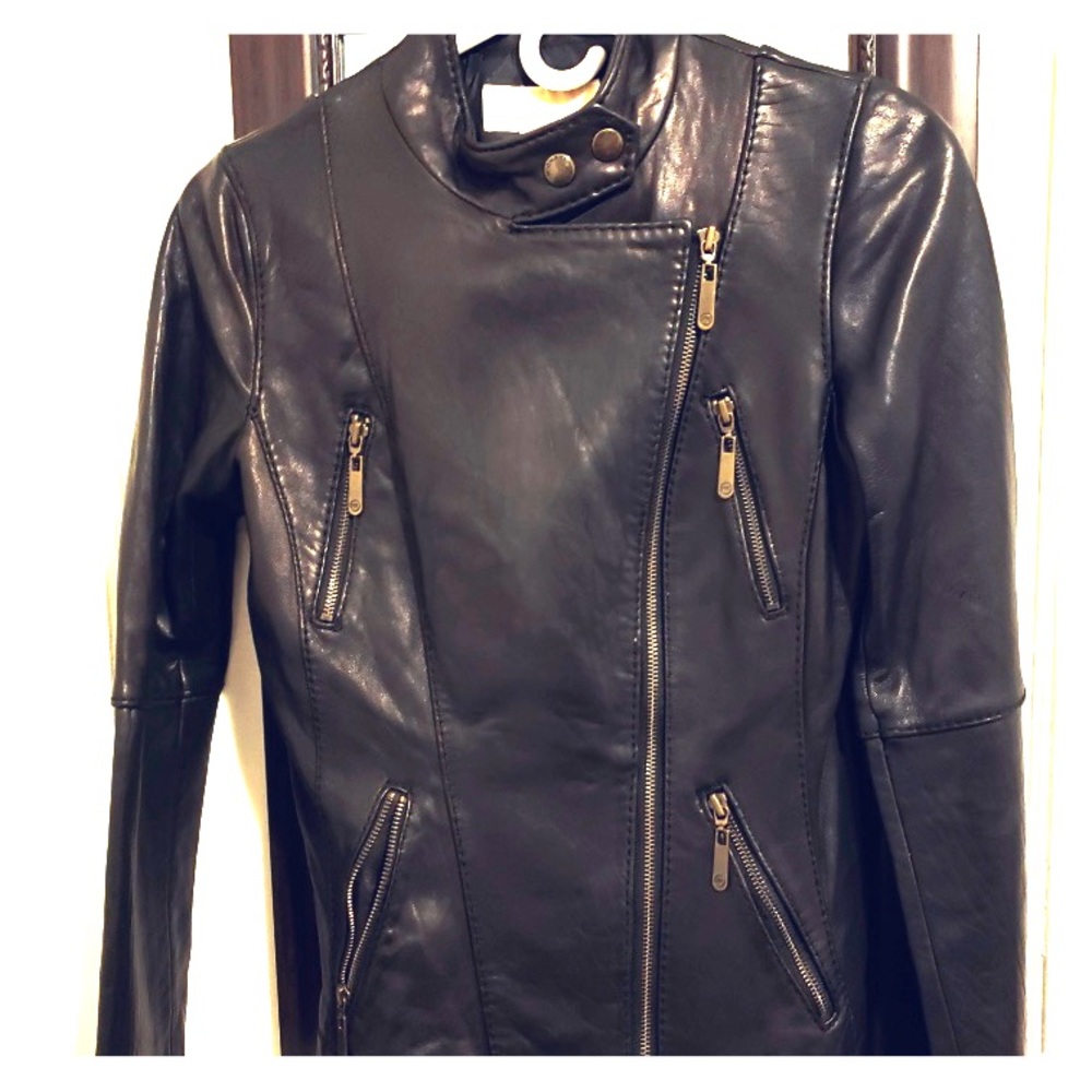 Like new! Michael Kors leather jacket size small!